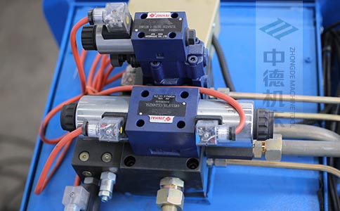 ZDPK-6325采用進(jìn)口液壓閥，抗高壓，持久耐用無故障.jpg